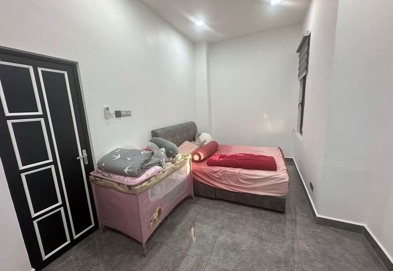 Kulai Bandar Putra / Gate A @ IOI Palm Villa / Double Storey Bungalow House