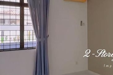 JB Taman Molek / Impian Molek / 2sty Semi - D House