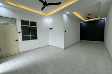 Kulai Bandar Putra / Jalan Tiong  ✅Single Storey House