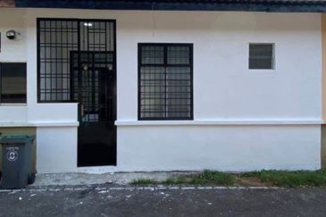 Kulai IOI - Bandar Putra - Jalan Rajawali - Full Loan 1 Storey House