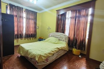 JB Taman Perling -  Jalan Belibis 1x - 2 Storey Semi-D 