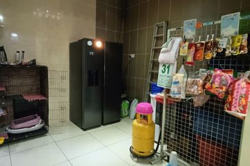 JB Taman Kempas Utama / Jalan Kempas Utama 📌 Double Storey Cluster House