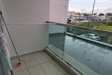 JB Taman Kempas Utama / Jalan Kempas Utama 📌 Double Storey Cluster House