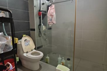 JB Taman Kempas Utama / Jalan Kempas Utama 📌 Double Storey Cluster House