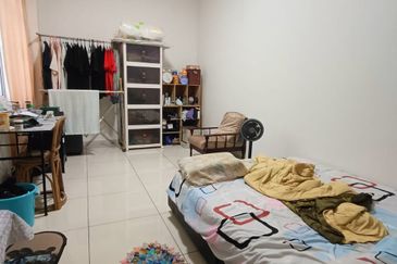 JB Taman Kempas Utama / Jalan Kempas Utama 📌 Double Storey Cluster House