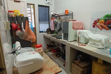 JB Taman Kempas Utama / Jalan Kempas Utama 📌 Double Storey Cluster House