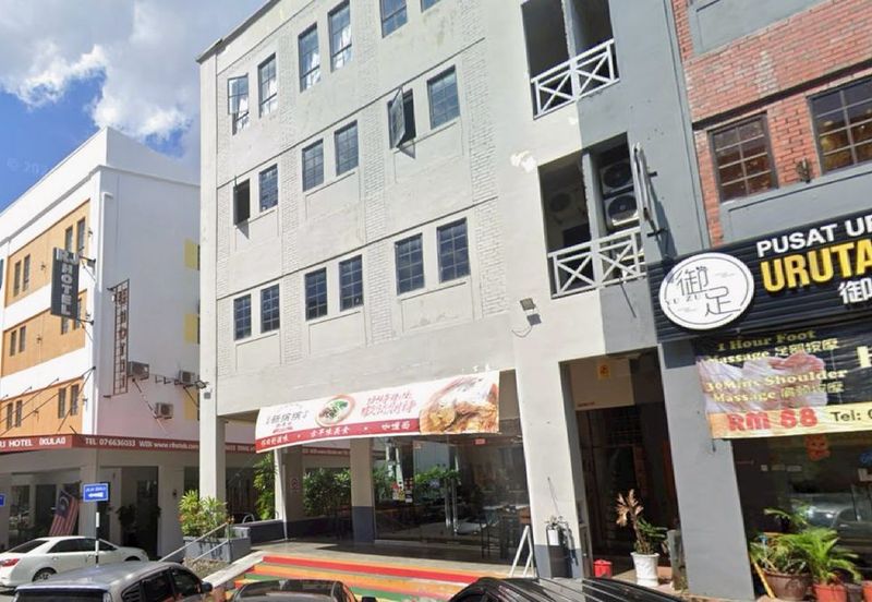 Kulai Bandar Indahpura / Jalan Kenanga 29/6 / End lot 4-Storey Shoplot