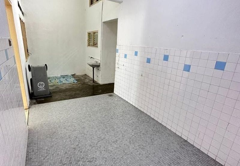 Kulai Kota Kulai /Jalan Pinang /1 Storey House Original Unit/ Full Loan Unit