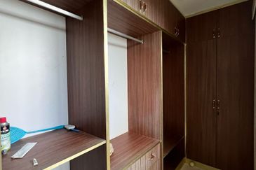 Kulai Johor Bandar Putra Double Storey Superlink End Lot Terraced House 