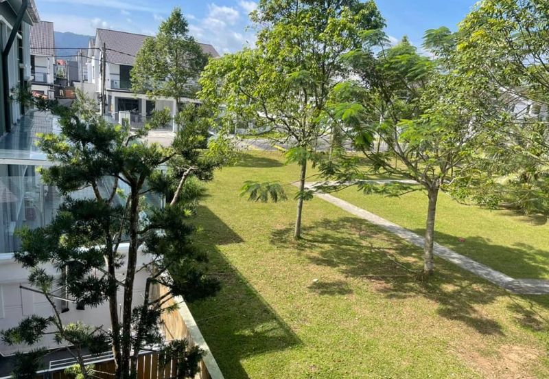 Kulai Taman Lagenda Putra / Double Storey Semi D (End Lot Unit) 