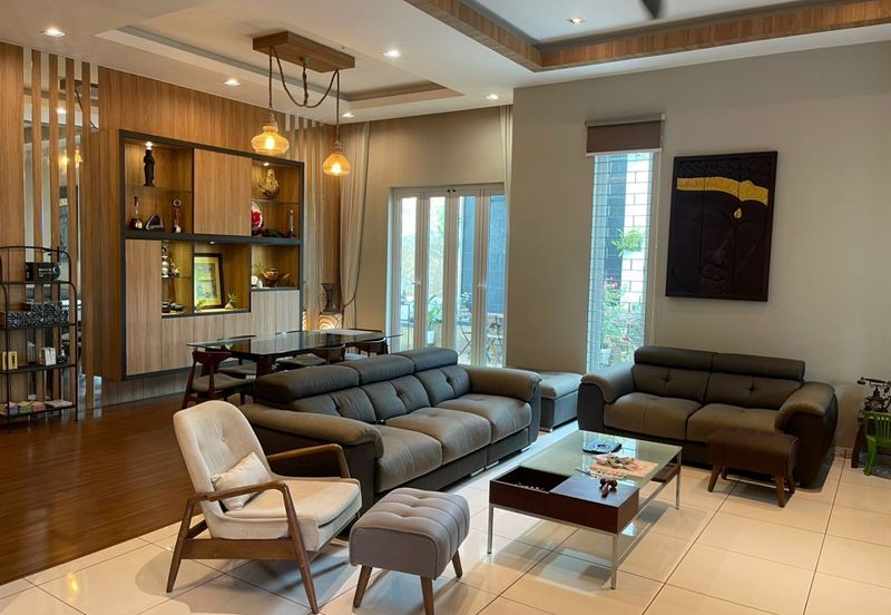 Kulai Taman Lagenda Putra / Double Storey Semi D (End Lot Unit) 