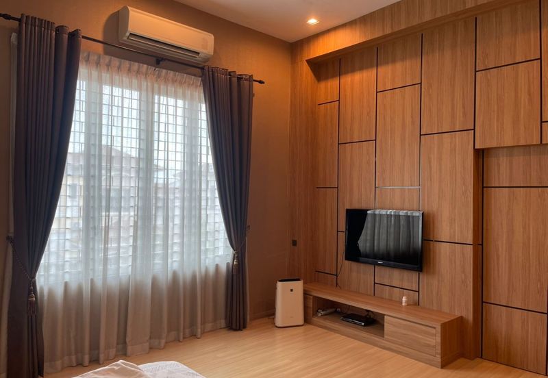 Kulai Taman Lagenda Putra / Double Storey Semi D (End Lot Unit) 