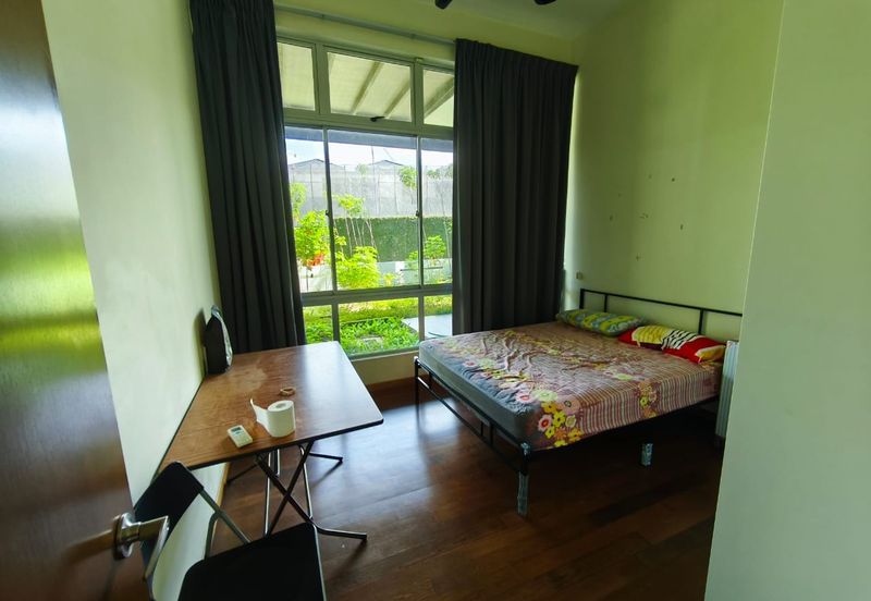 Skudai Sutera Utama - The Seed - Ground Floor Unit - including 600 sqft private garden with shelter