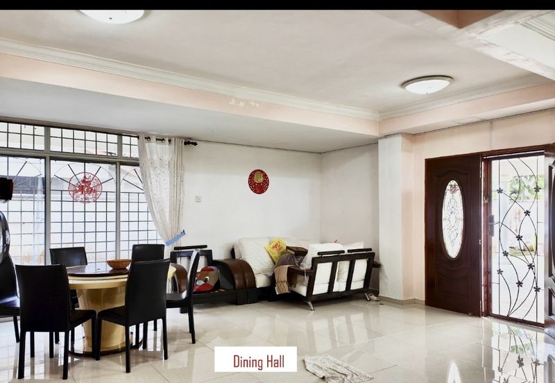 JB Taman Bukit Kempas / 2 Storey Semi-D