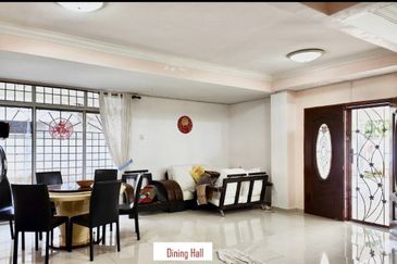 JB Taman Bukit Kempas / 2 Storey Semi-D