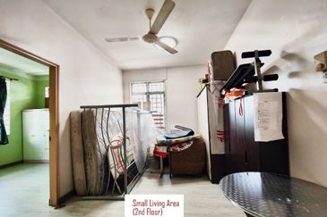 JB Taman Bukit Kempas / 2 Storey Semi-D