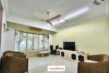 JB Taman Bukit Kempas / 2 Storey Semi-D