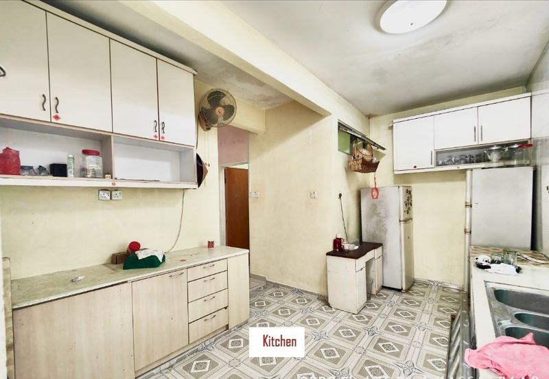 JB Taman Bukit Kempas / 2 Storey Semi-D