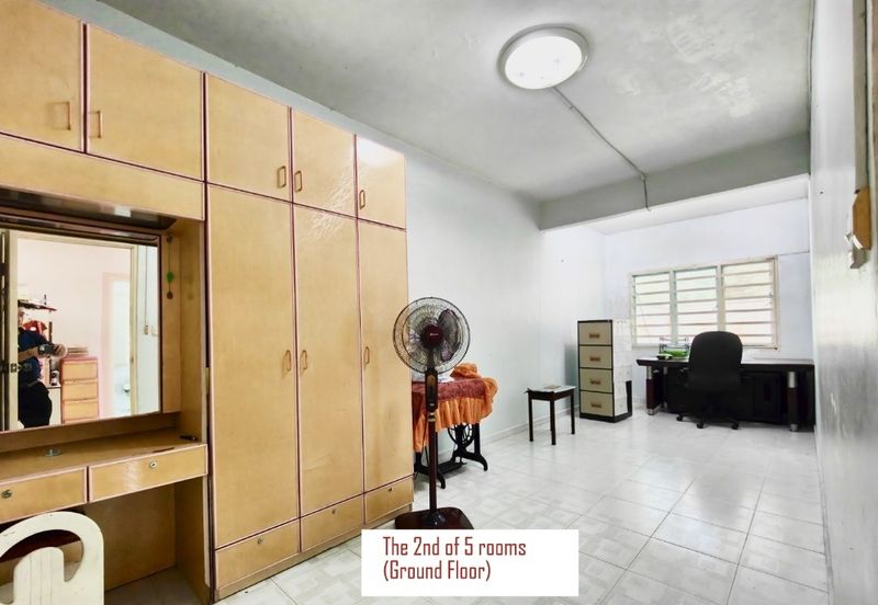 JB Taman Bukit Kempas / 2 Storey Semi-D