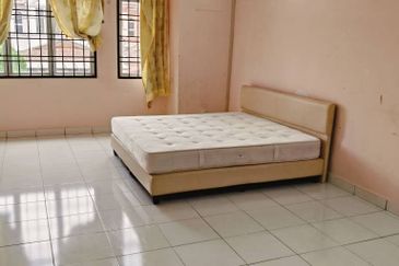 Kulai Bandar Putra / Jalan Cempaka Ruby 3📍 2-storey terrace house 