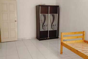 Kulai Bandar Putra / Jalan Cempaka Ruby 3📍 2-storey terrace house 