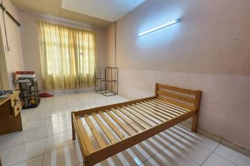 Kulai Bandar Putra / Jalan Cempaka Ruby 3📍 2-storey terrace house 