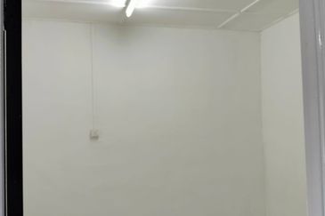 Skudai Tun aminah 皇后花园 - low cost single storey terrace house 单层廉价屋