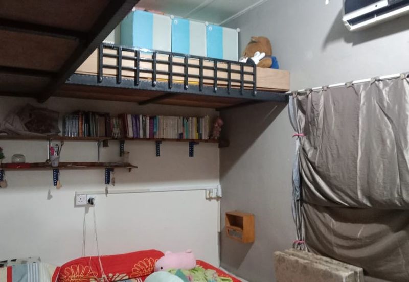 Kulai / Taman Sungai Mas / Single Storey medium costt