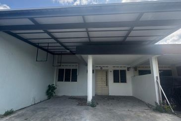 JB Taman Sentosa/ Single Storey Terrace