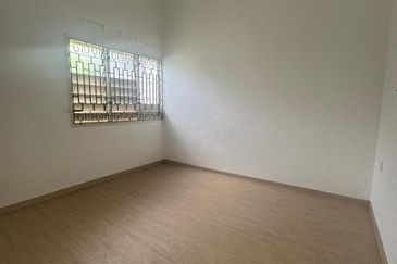 JB Taman Sentosa/ Single Storey Terrace