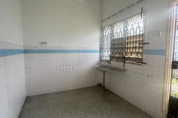 JB Taman Sentosa/ Single Storey Terrace