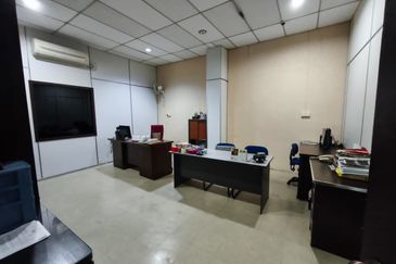 ✅Kulai / Kaw perindustrian Timur / 2 Storey Terrace Factory 