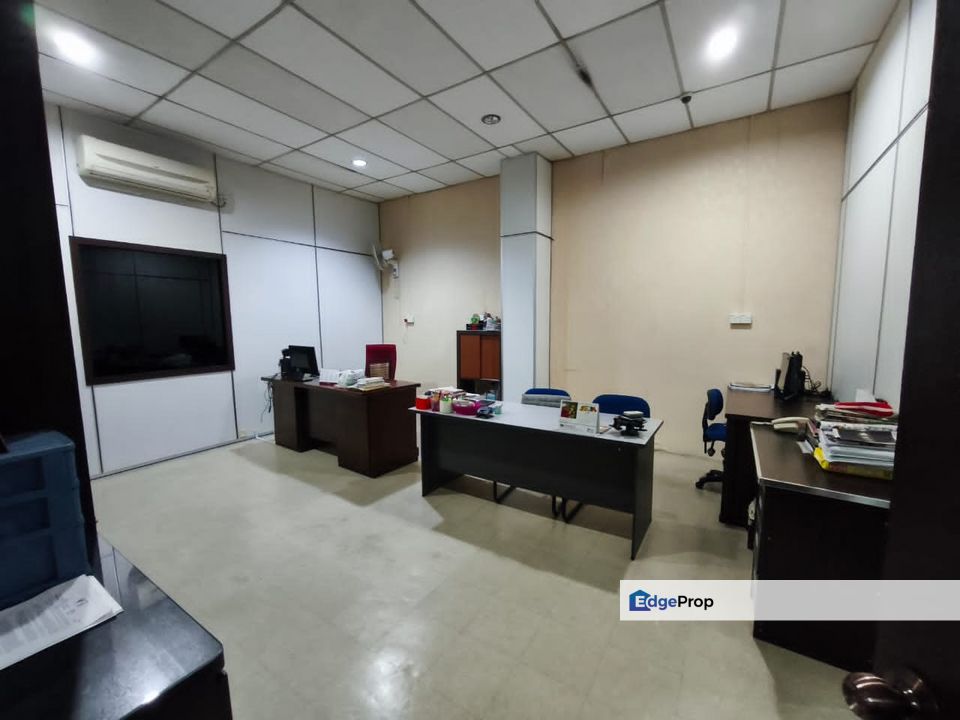 ✅Kulai / Kaw perindustrian Timur / 2 Storey Terrace Factory , Johor, Kulai