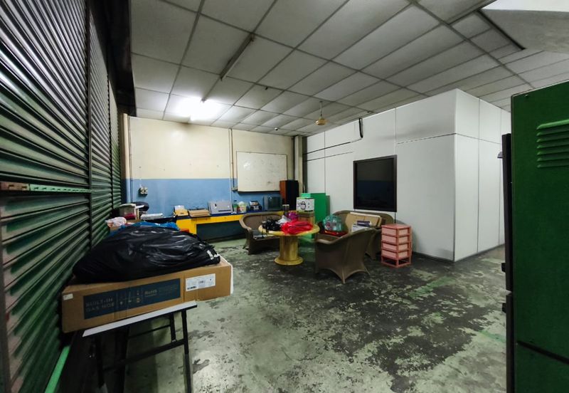 ✅Kulai / Kaw perindustrian Timur / 2 Storey Terrace Factory 