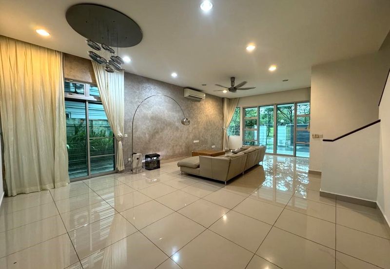 Johor Bahru Taman Nusa Duta Double Storey Cluster House Unblock View Unit 