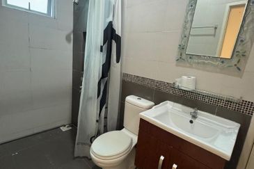 Johor Bahru Taman Nusa Duta Double Storey Cluster House Unblock View Unit 