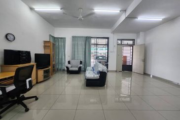 Johor kulai Bandar Putra Double Storey Terrace House Corner Lot