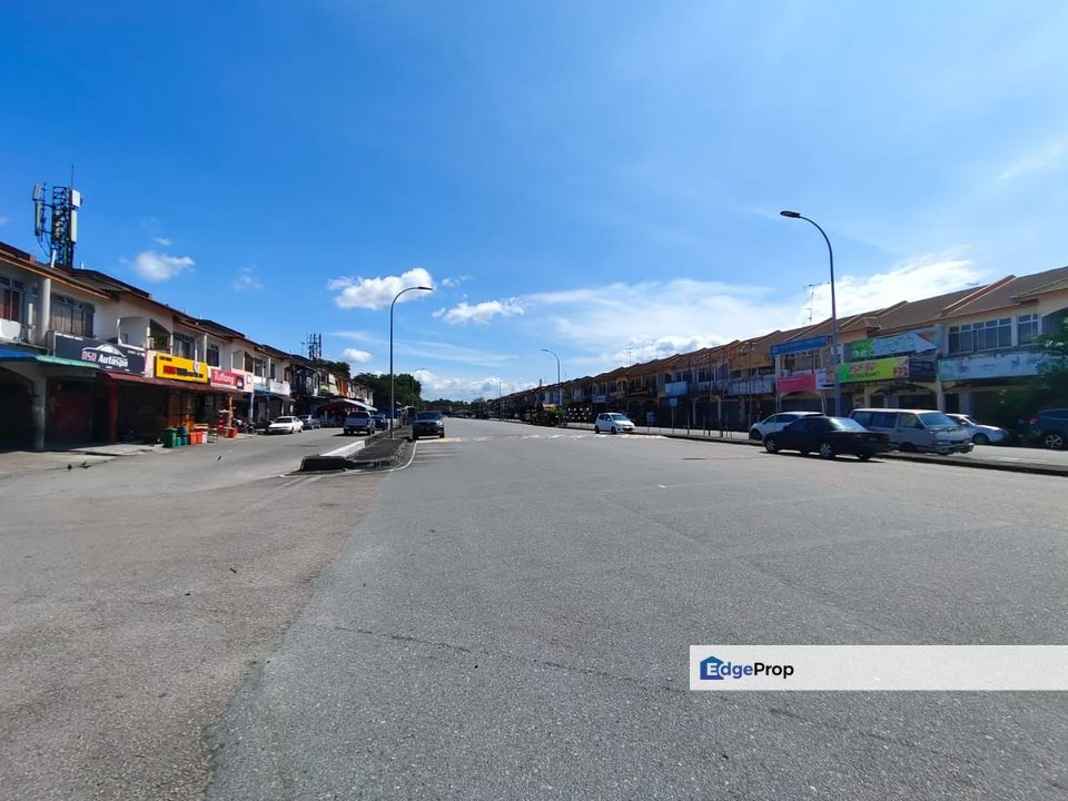 Kulai / 📍Senai Utama / Double Storey Shop Lot, Johor, Senai