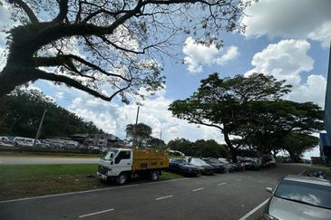 Kulai / 🍎Jalan Selendang / Single Storey Factory / Unblock view