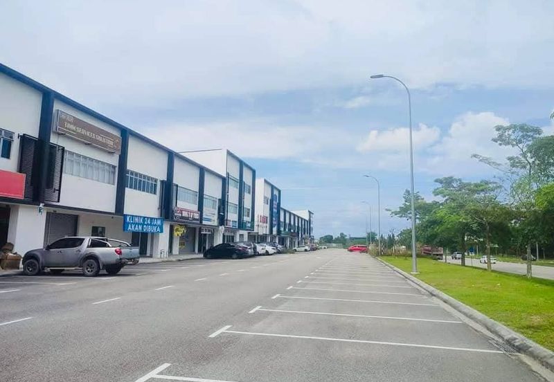 Kulai / 🍎Bandar Indahpura / Pusat Komersial Indah / Double Storey Shop
