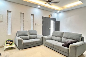 Kulai Senai / Taman Scientex Senai / Jalan Scientex Jaya / 2.5 Storey House 