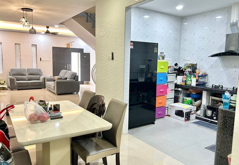 Kulai Senai / Taman Scientex Senai / Jalan Scientex Jaya / 2.5 Storey House 