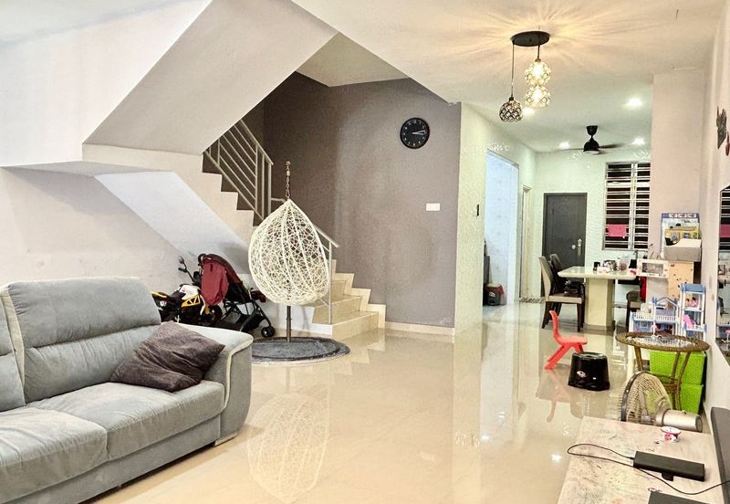 Kulai Senai / Taman Scientex Senai / Jalan Scientex Jaya / 2.5 Storey House 