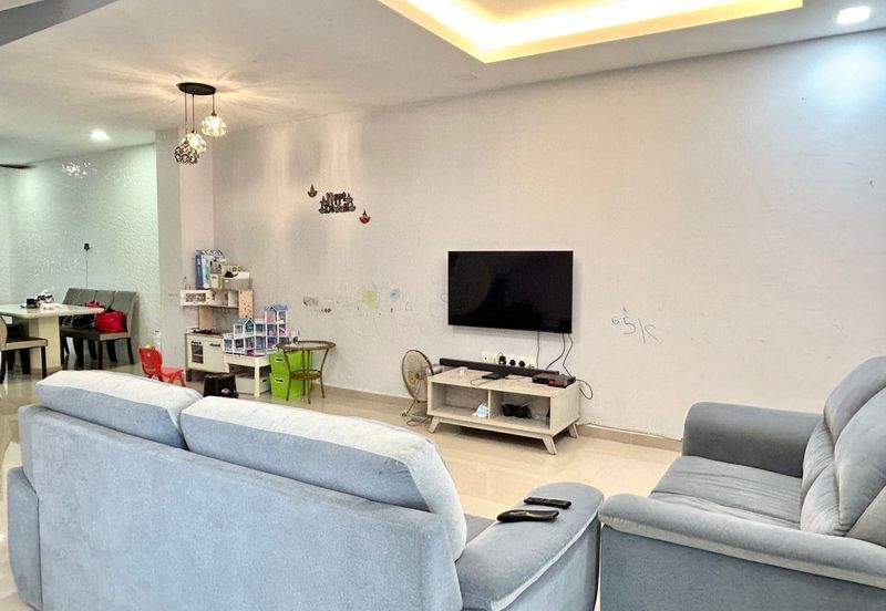 Kulai Senai / Taman Scientex Senai / Jalan Scientex Jaya / 2.5 Storey House 