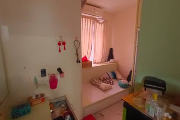 Bukit Indah - Jalan Indah 29 - Double Storey Terrace House  