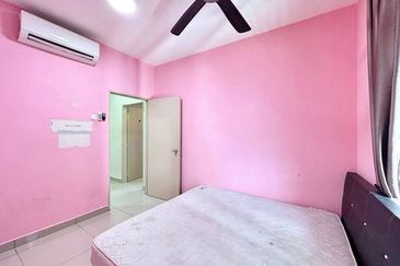 JB Taman Daya / Arc Austin Hill /  -  Service Apartment Corner lot