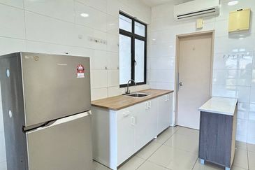 JB Taman Daya / Arc Austin Hill /  -  Service Apartment Corner lot