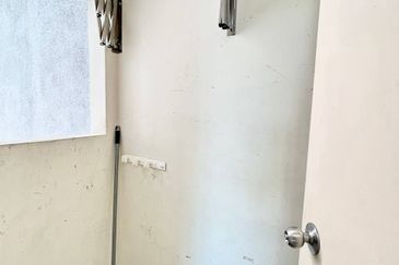 JB Taman Daya / Arc Austin Hill /  -  Service Apartment Corner lot