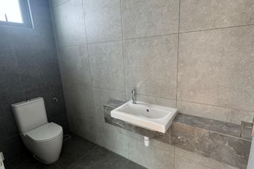 Johor Bahru Seri Austin Height 3 Storey Bungalow 