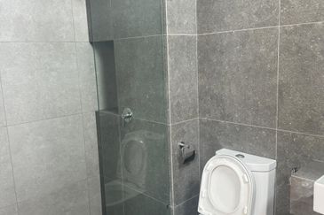 Johor Bahru Seri Austin Height 3 Storey Bungalow 